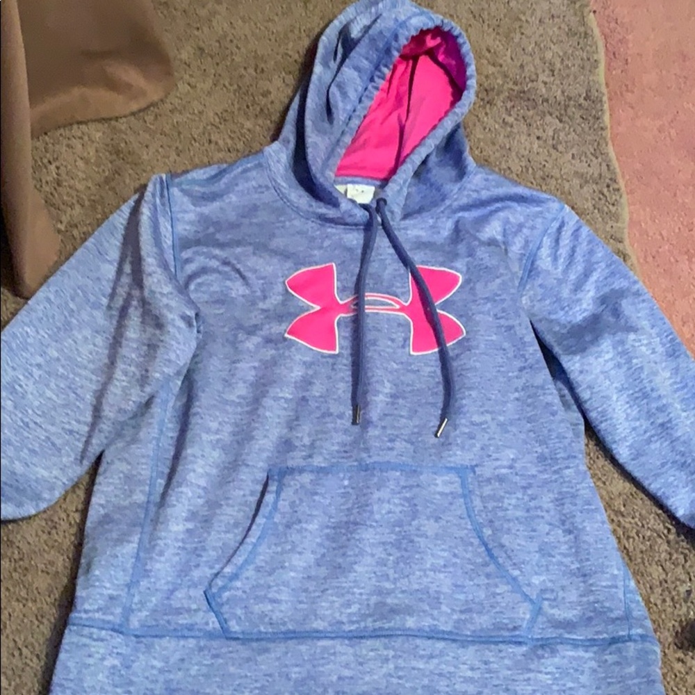 Under Armour sweatshirt